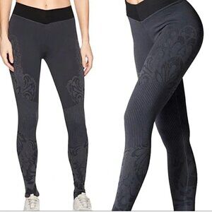 NUX Elizabeth Seamless Floral Leggings Black Size Small